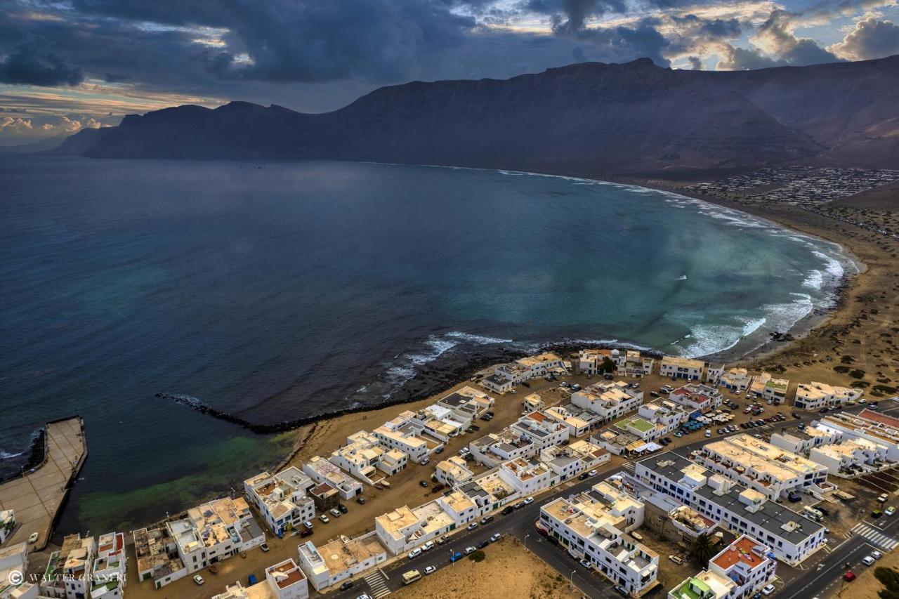 Casa Hespi-View To Famara Beach المظهر الخارجي الصورة
